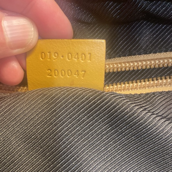 Authentic Gucci Monogram Tote bag - Picture 11 of 15